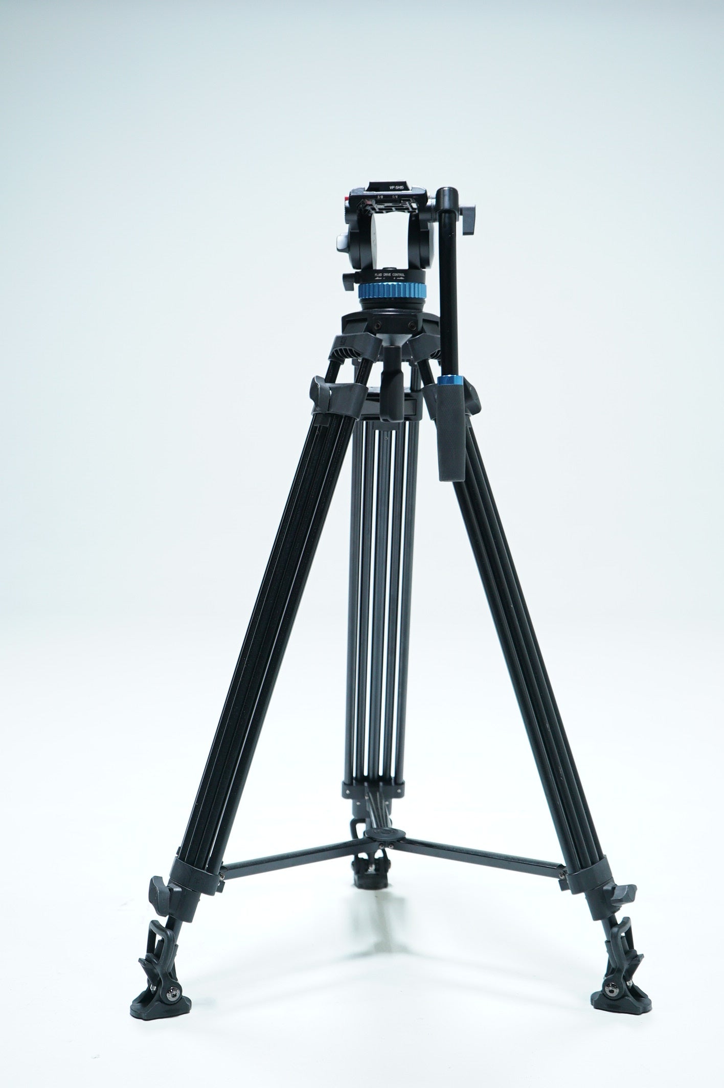 Sirui SH25/15607 Aluminum Tripod W/Fluid Head, Used