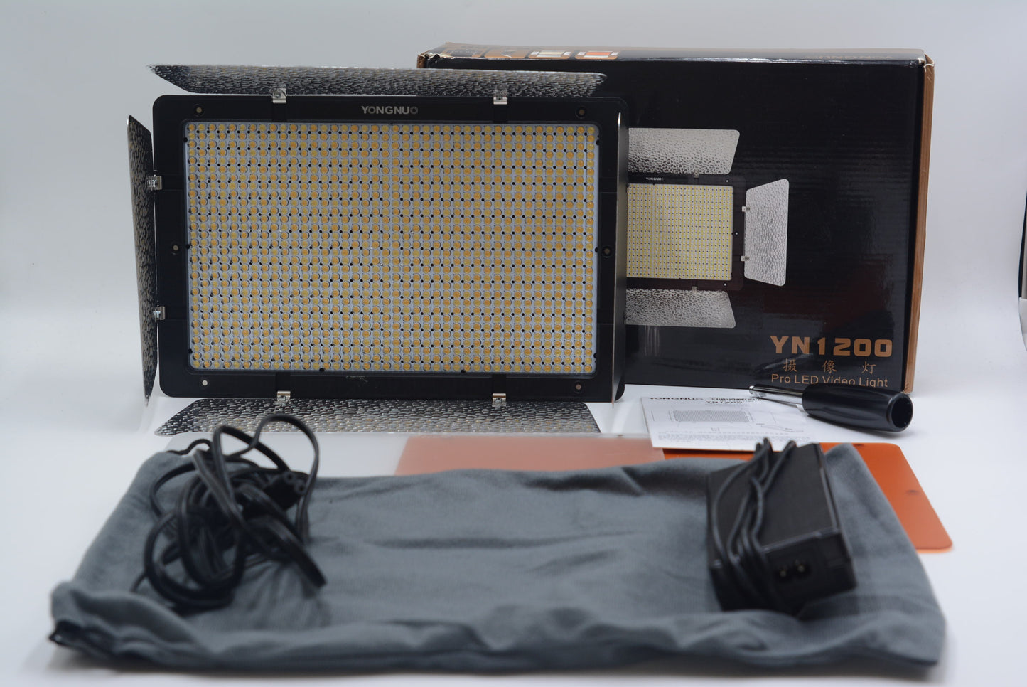 Yongnuo YN1200 3200-5600K LED Light Panel, Used