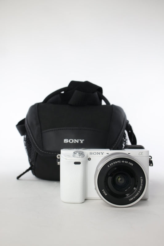 Sony A6000L/3491570, A6000, E PZ 16-50mm f/3.5-5.6 OSS, White, Used