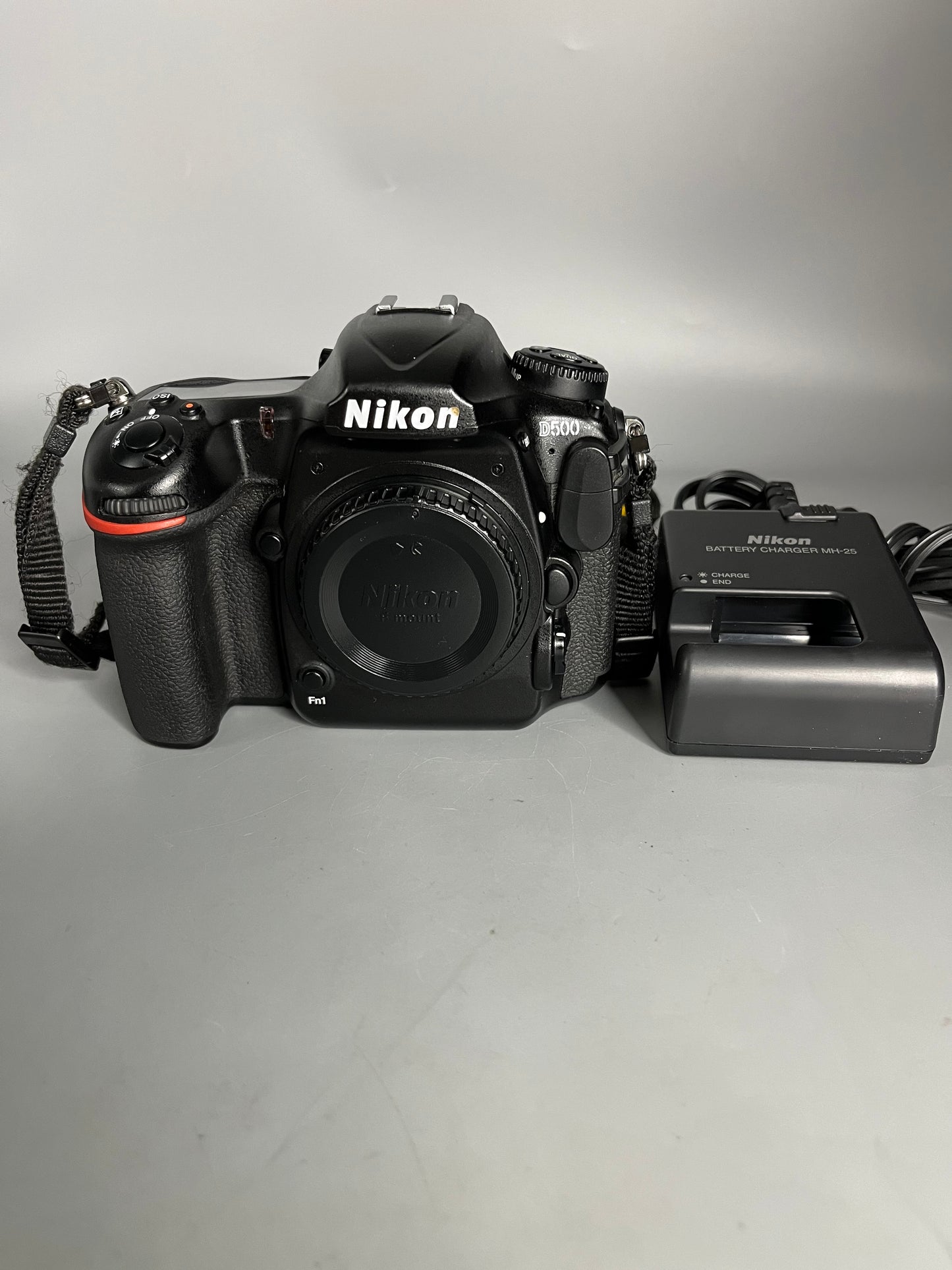 Nikon D500/BODY/04305 D500, Body Only, Used