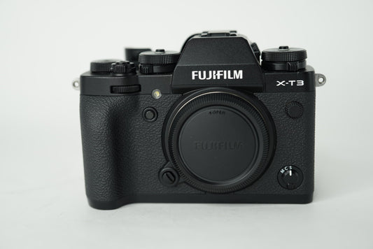 Fujifilm XT3WW/BODY/00775 XT3, Body Only + VGXT3 Battery Grip, Used