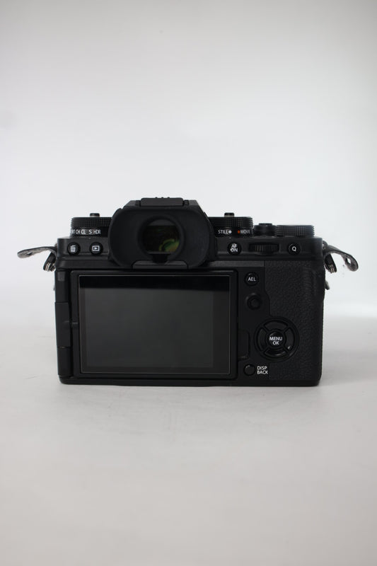 Fujifilm XT4 Body + XF 16-55mm Lens, Used