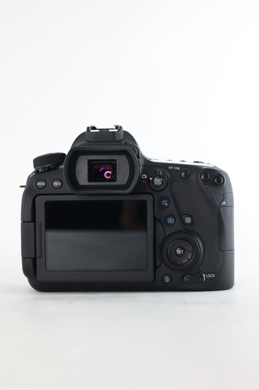 Canon EOS6DMIIBODY/02340 EOS 6D Mark II, Body Only, Used