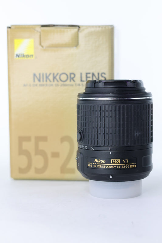 Nikon AFS55200GIIEDVR/81810 AF-S DX 55-200mm f/4-5.6GII ED VR, Used