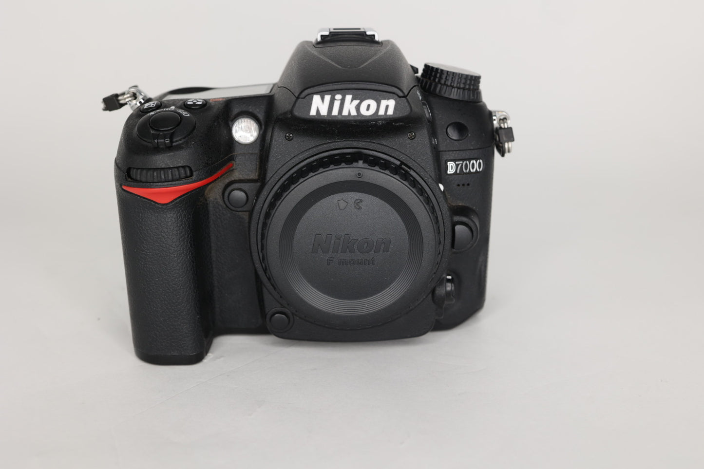 Nikon D7000/18105/82684 D7000 w/AF-S 18-105mm f/3.5-5.6G ED VR, Used