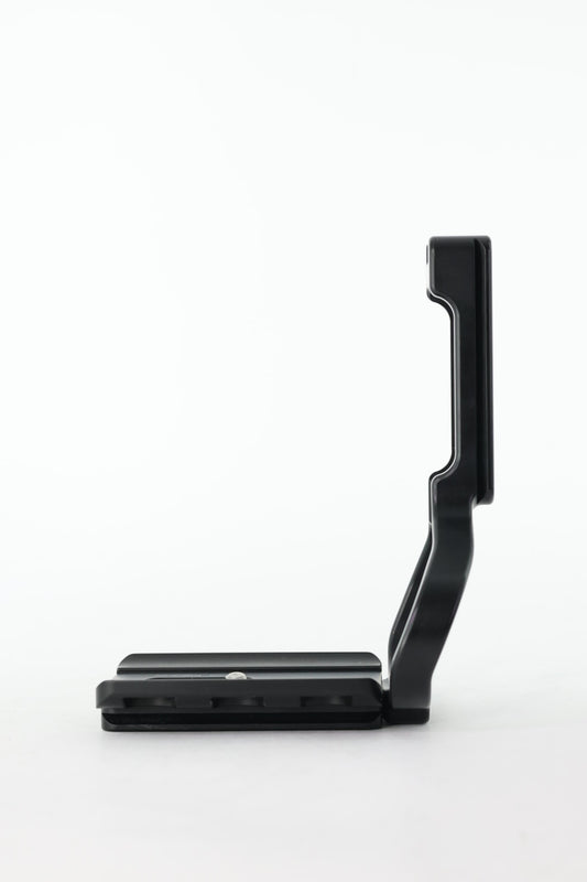 Kirk BL5D4G L-Bracket f/Canon EOS 5D Mark IV w/BG20, Used