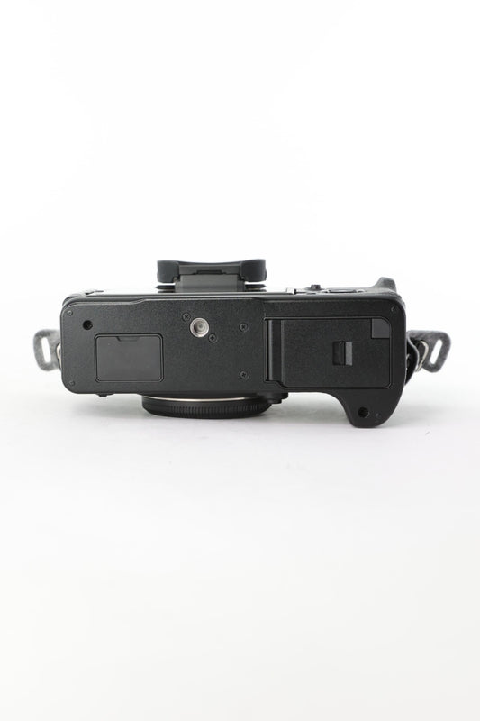 Fujifilm XT4/BODY/B/06220, XT4 Body Only, Black, Used