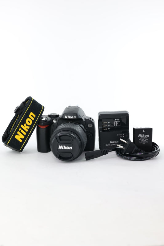 Nikon D40/1855/11192 D40 + AF-S 18-55mm Lens, Used