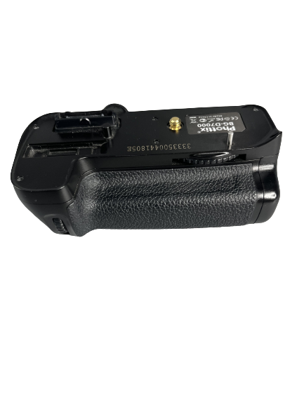 Phottix BDG7000/18056 Battery Grip f/D7000, Used