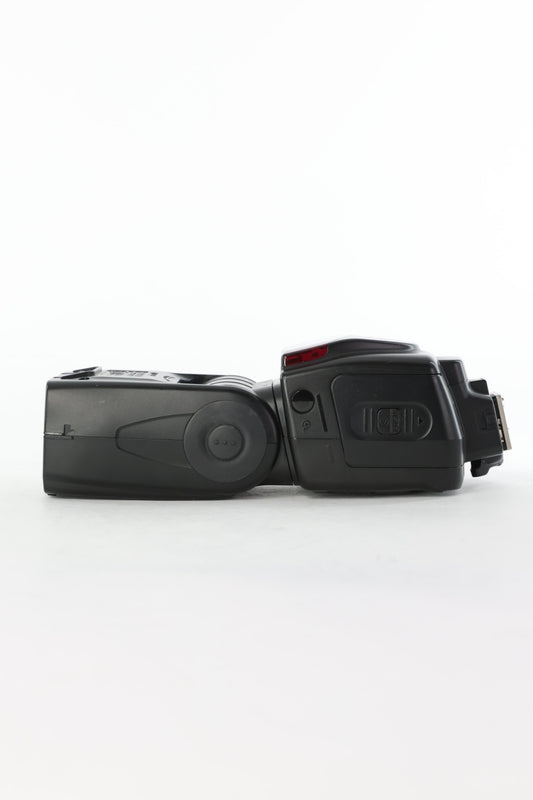 Nikon SB700/82154 SB700 Speedlight, Used
